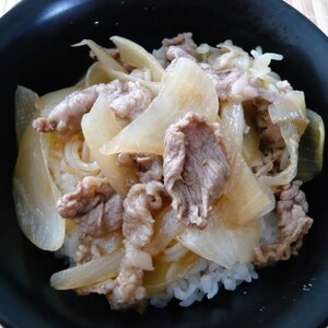 糸こんでマシマシ☆節約牛丼